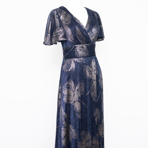 Betsy & Adam - Chloe Long Short Sleeve Metallic Print Gown - Picture 8 of 11